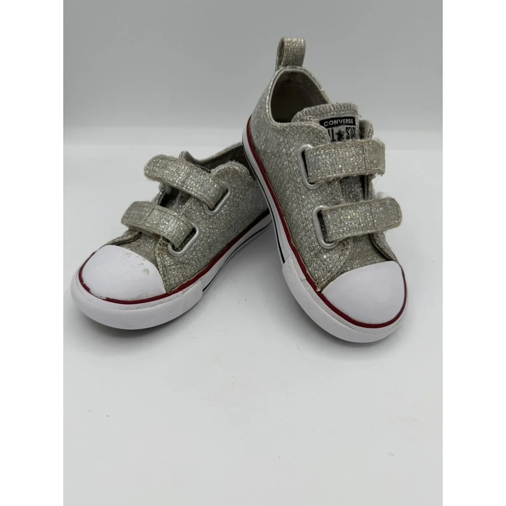 Converse Chuck Taylor All Star 2V Ox Toddler's Silver GlitterSneakers Size 8